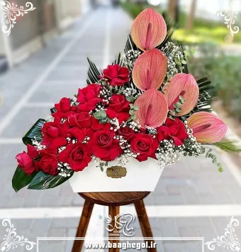 باکس گل لوکس ترکیبی رز و آنتوریوم